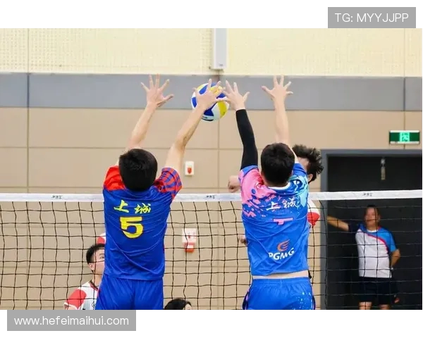 杭州排球队的转型之路:从传统到现代的全面革新探索 杭州排球队的转型之路:从传统到现代的全面革新探索