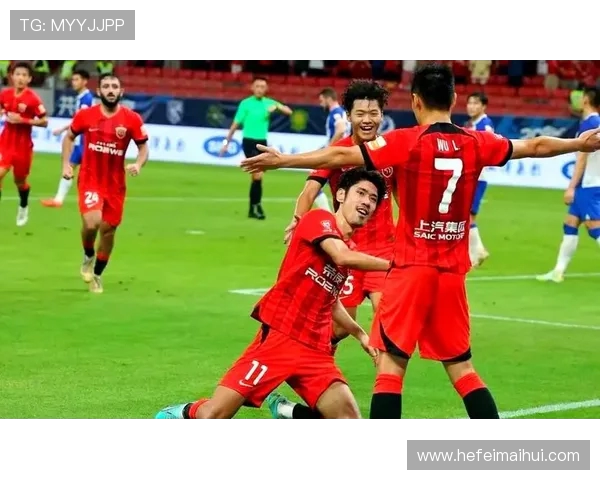 北全现代与上港的激烈对决展现中超联赛的魅力与竞争力