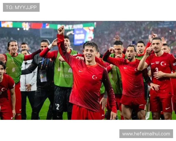 欧国联土耳其与匈牙利激战成平比分揭晓精彩瞬间回顾