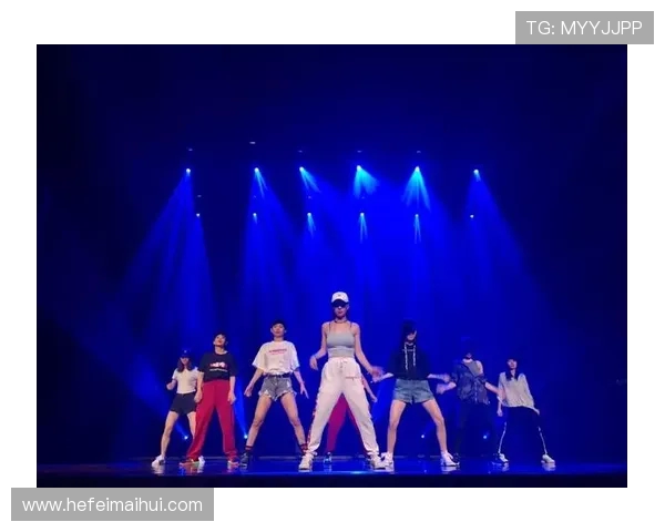 街舞人生的舞台与梦想对话张芳分享她的成长与挑战 街舞人生的舞台与梦想对话张芳分享她的成长与挑战